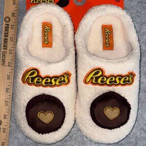 Reese's Cup Slip On Shoes Sherpa Lined CUTE! Size 7/8 Ladies Chocolate Lovers!